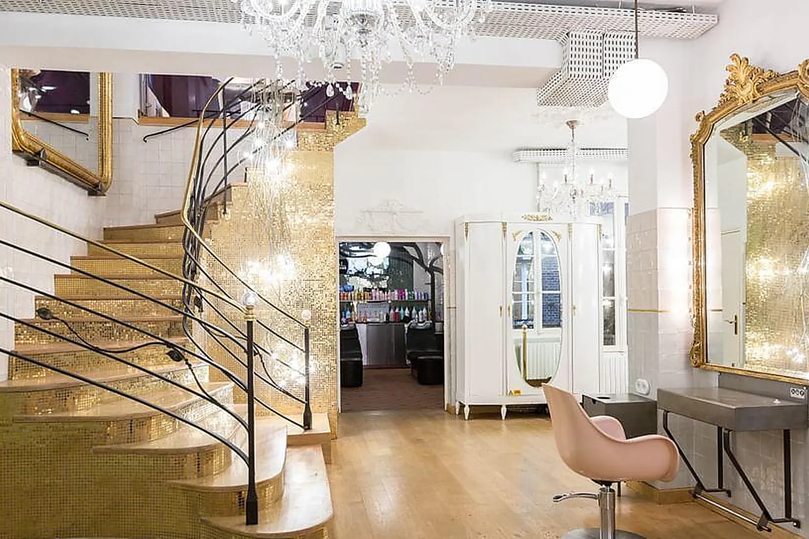 Lieux événementiels, BAINS DOUCHES SAINT-GERMAIN-DES-PRÉS