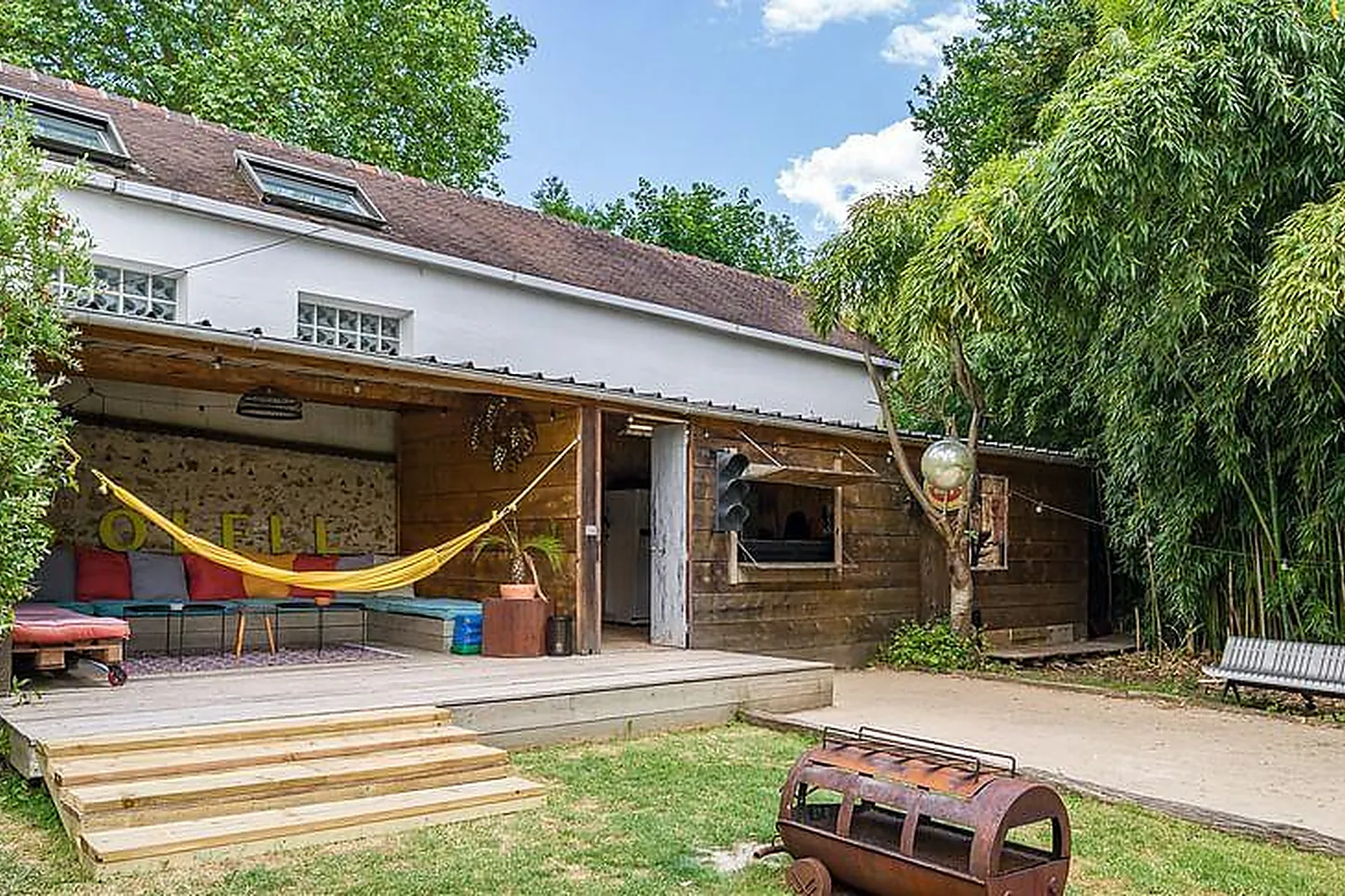 Lieux événementiels, BALI