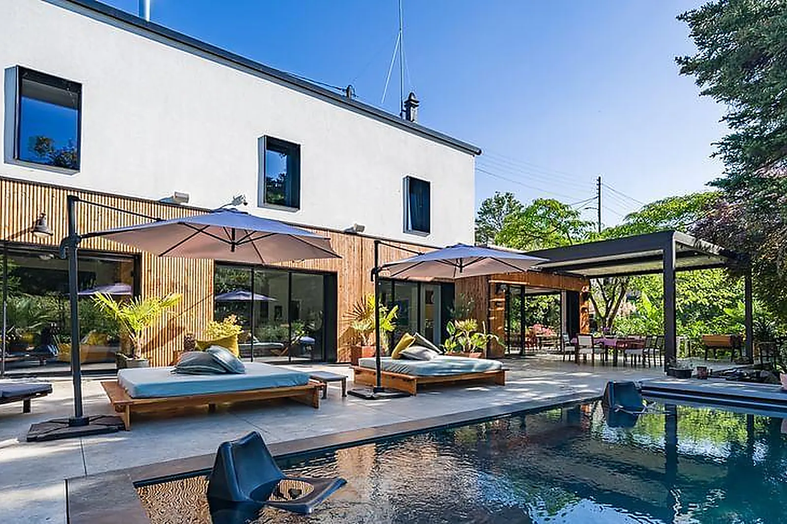 Lieux événementiels, BALI