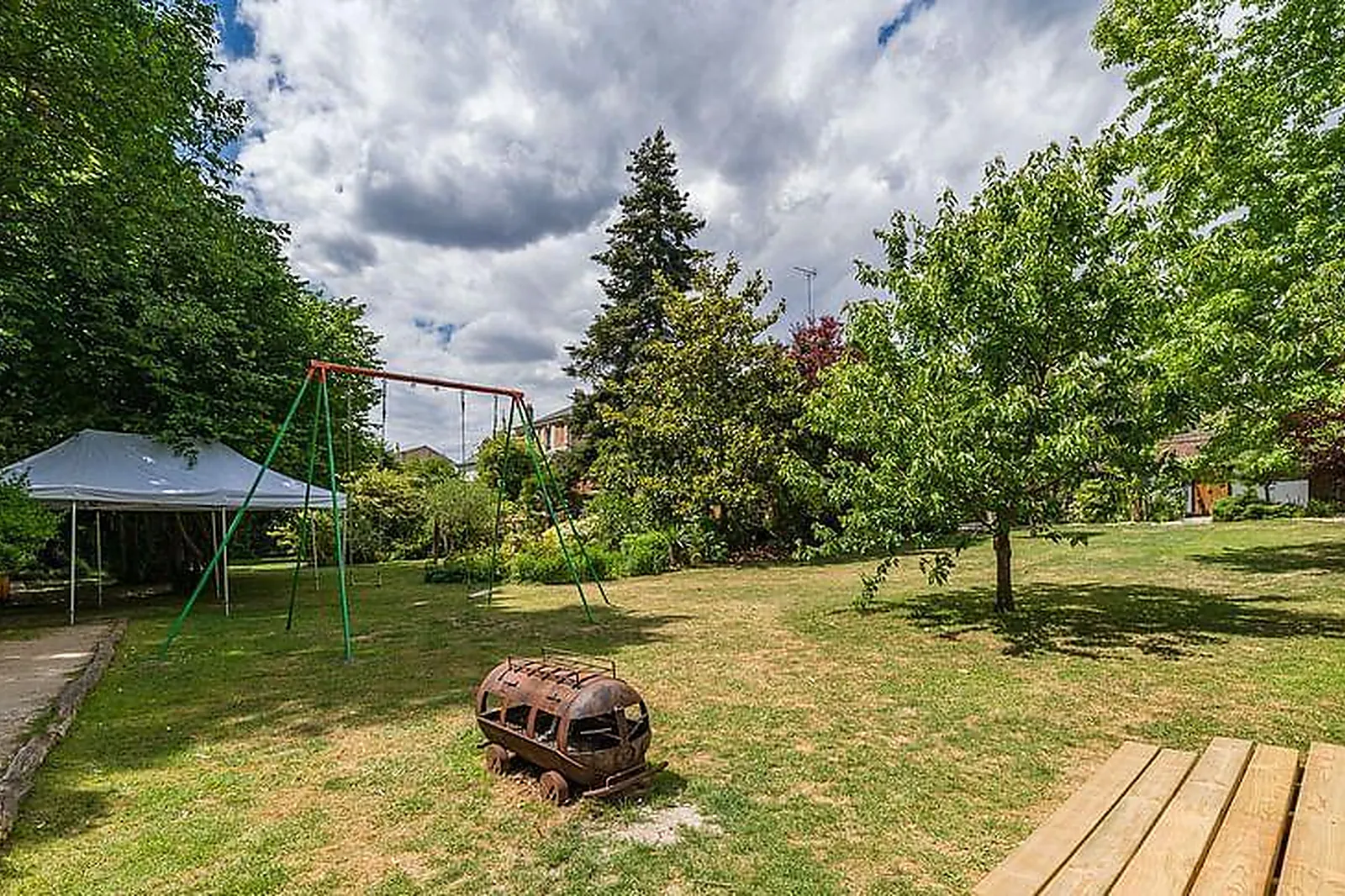 Lieux événementiels, BALI