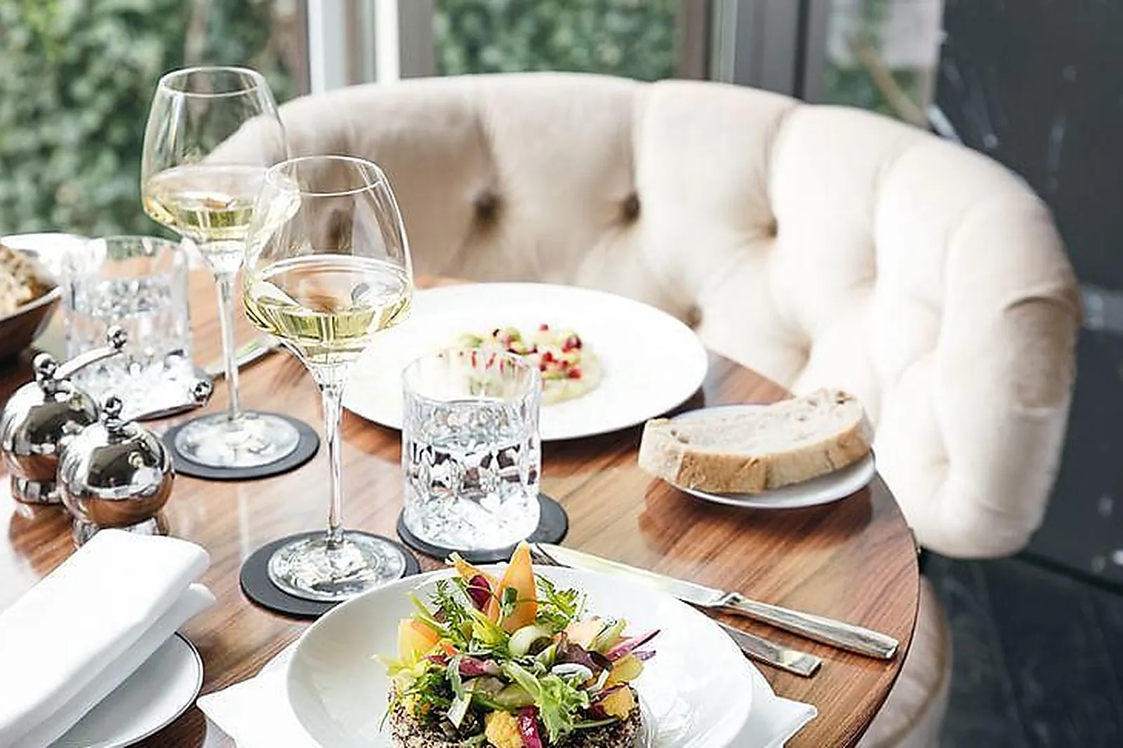 Lieux événementiels, BAR LE BIZZAZ