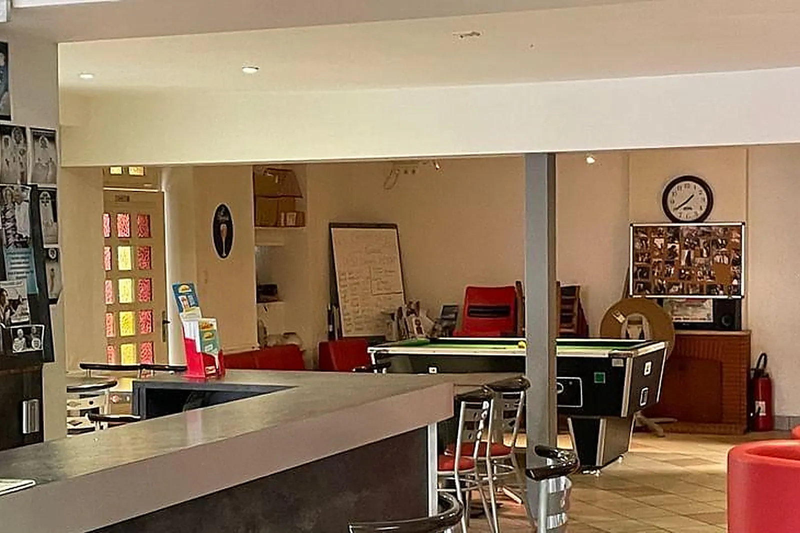 Lieux événementiels, BAR LE CENTRAL