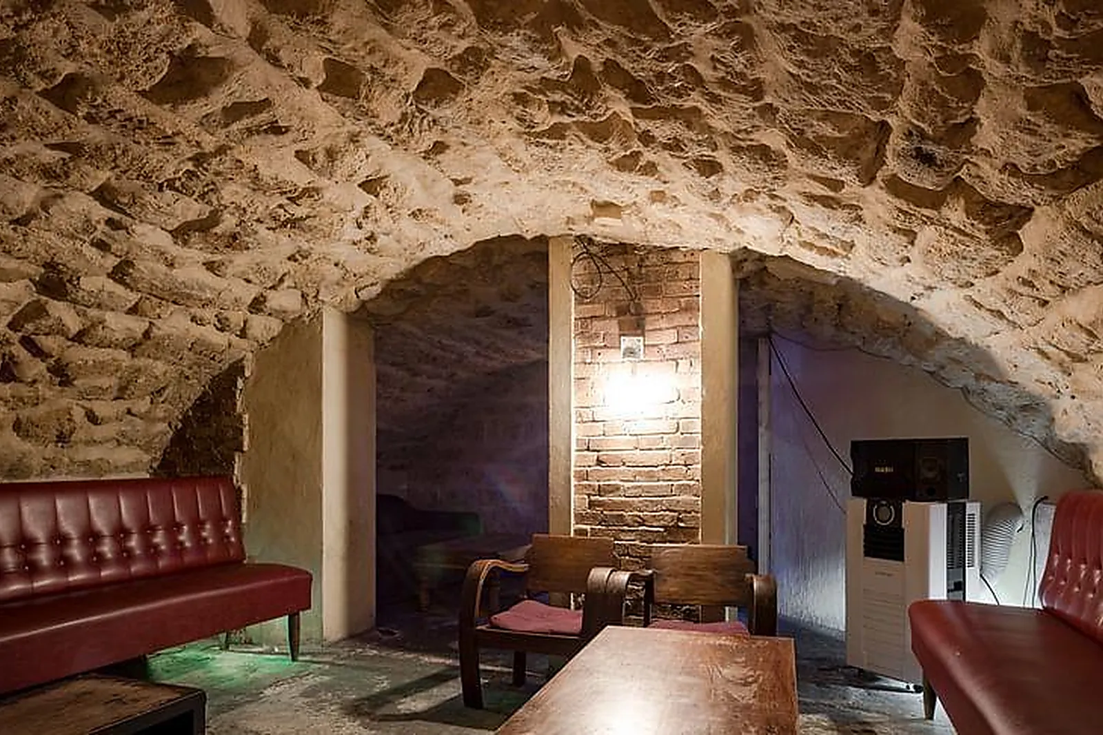 Lieux événementiels, BAR À MINES