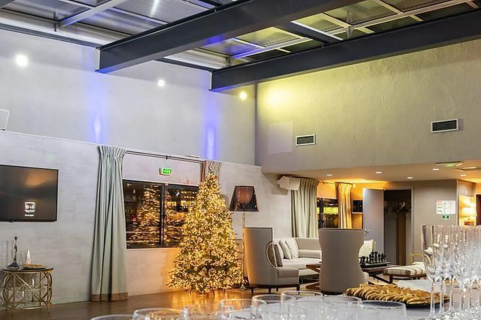 Lieux événementiels, BARGE LIBERTY