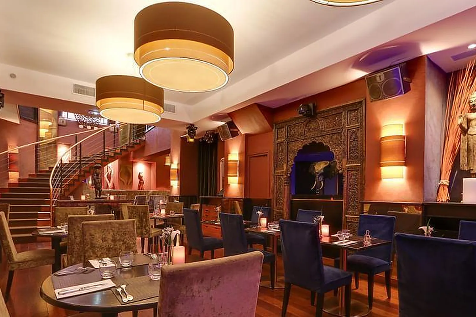 Lieux événementiels, BARRAMUNDI