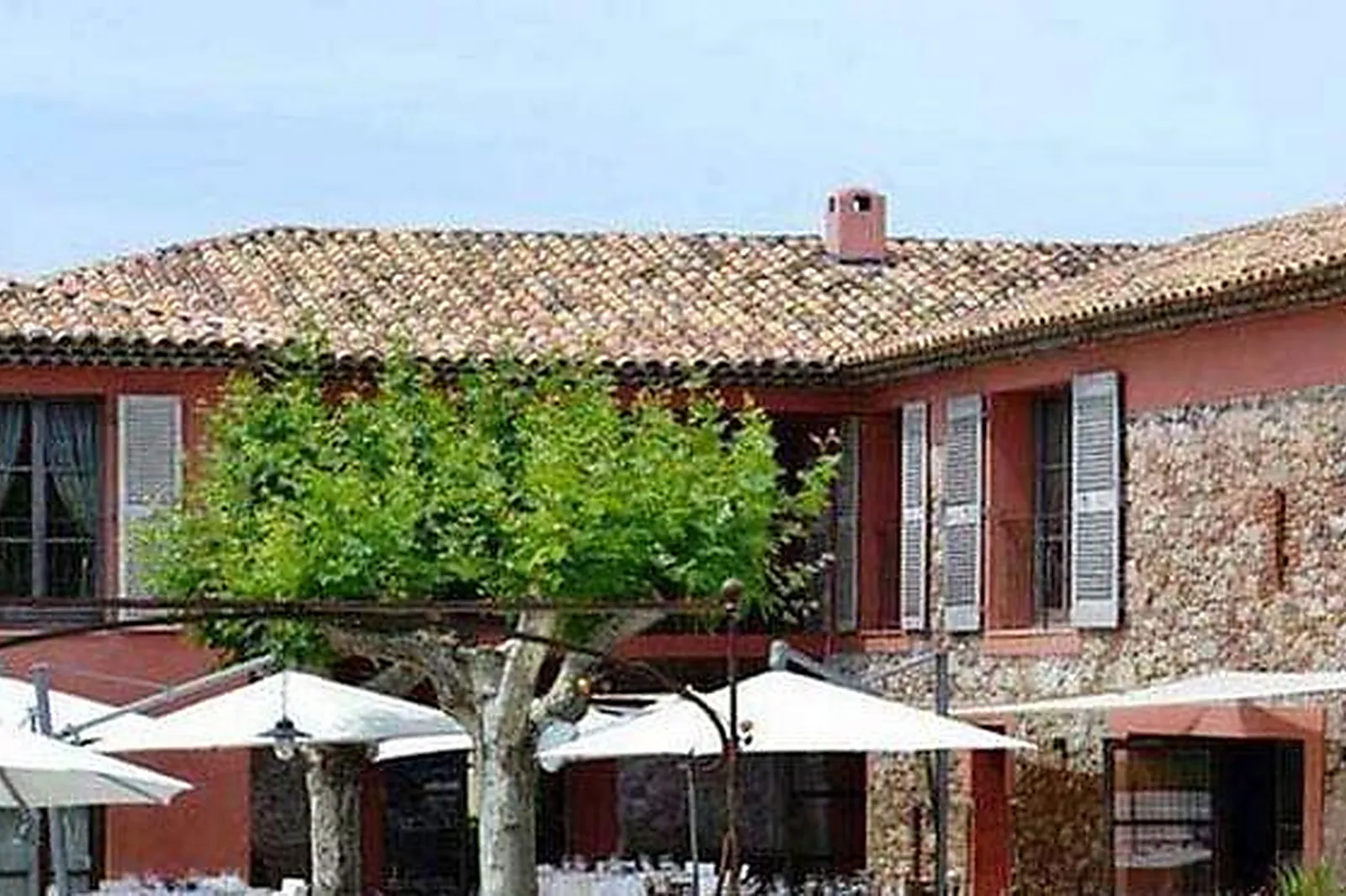 Lieux événementiels, MAISON JULIEN