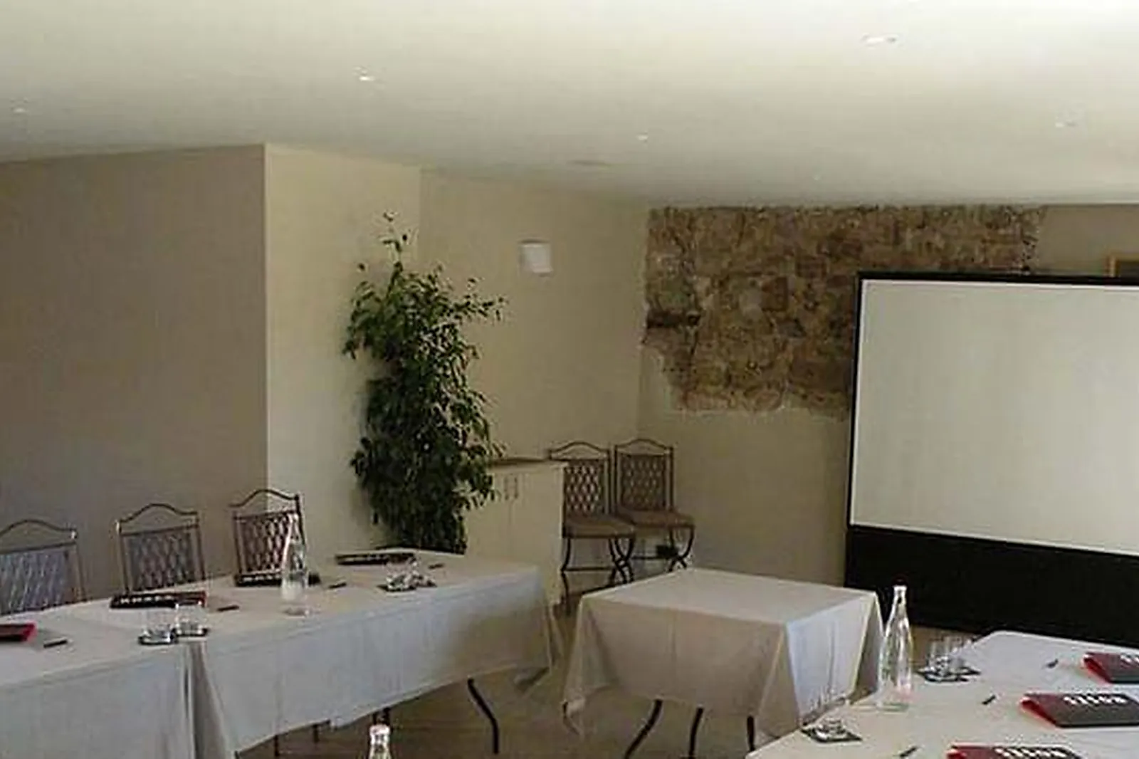 Lieux événementiels, MAISON JULIEN