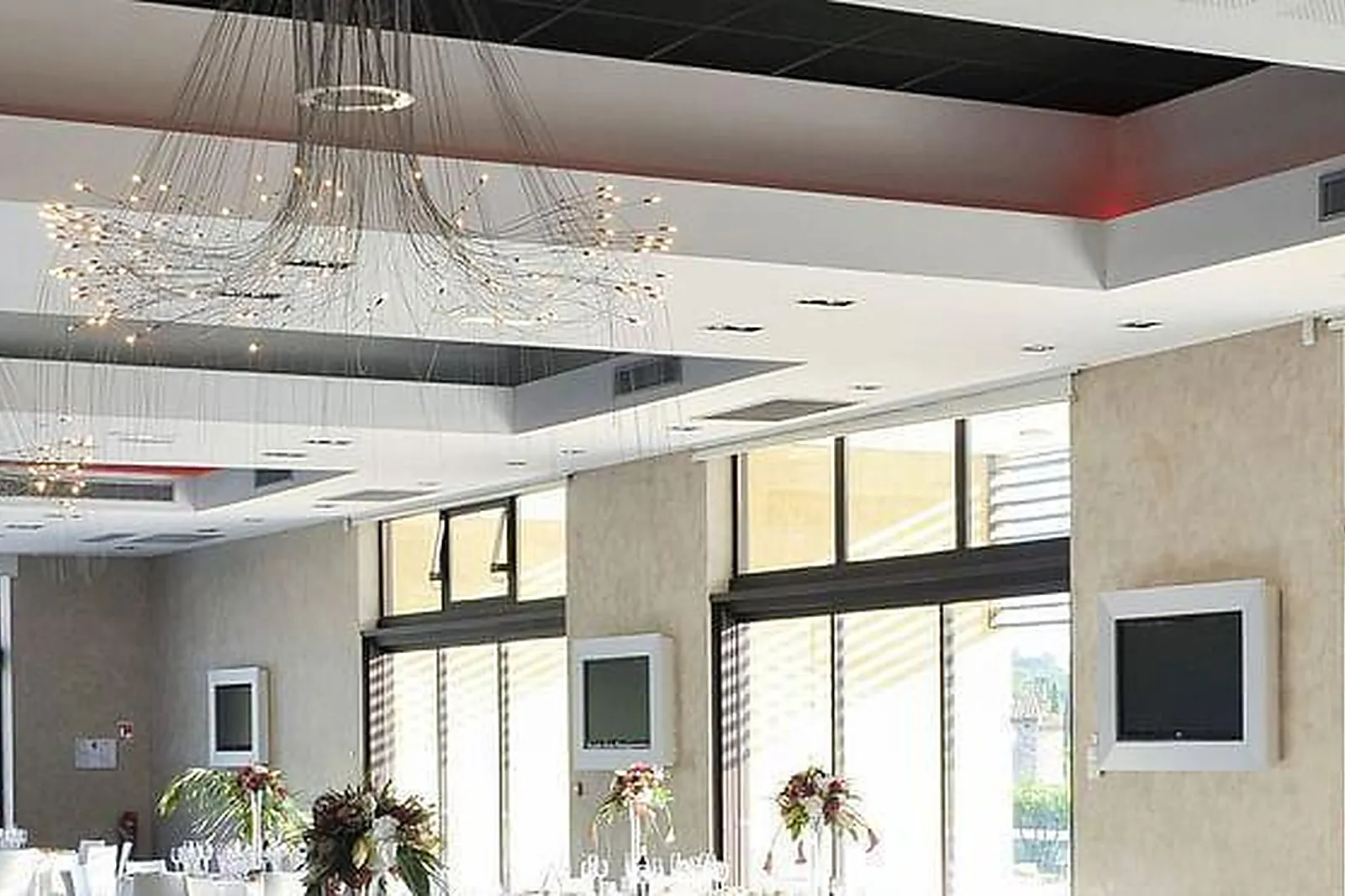 Lieux événementiels, MAISON JULIEN