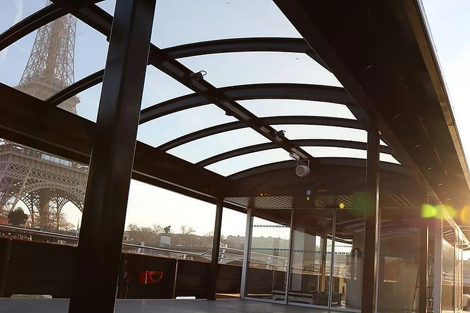 Lieux événementiels, BATEAU L'INSOLITE