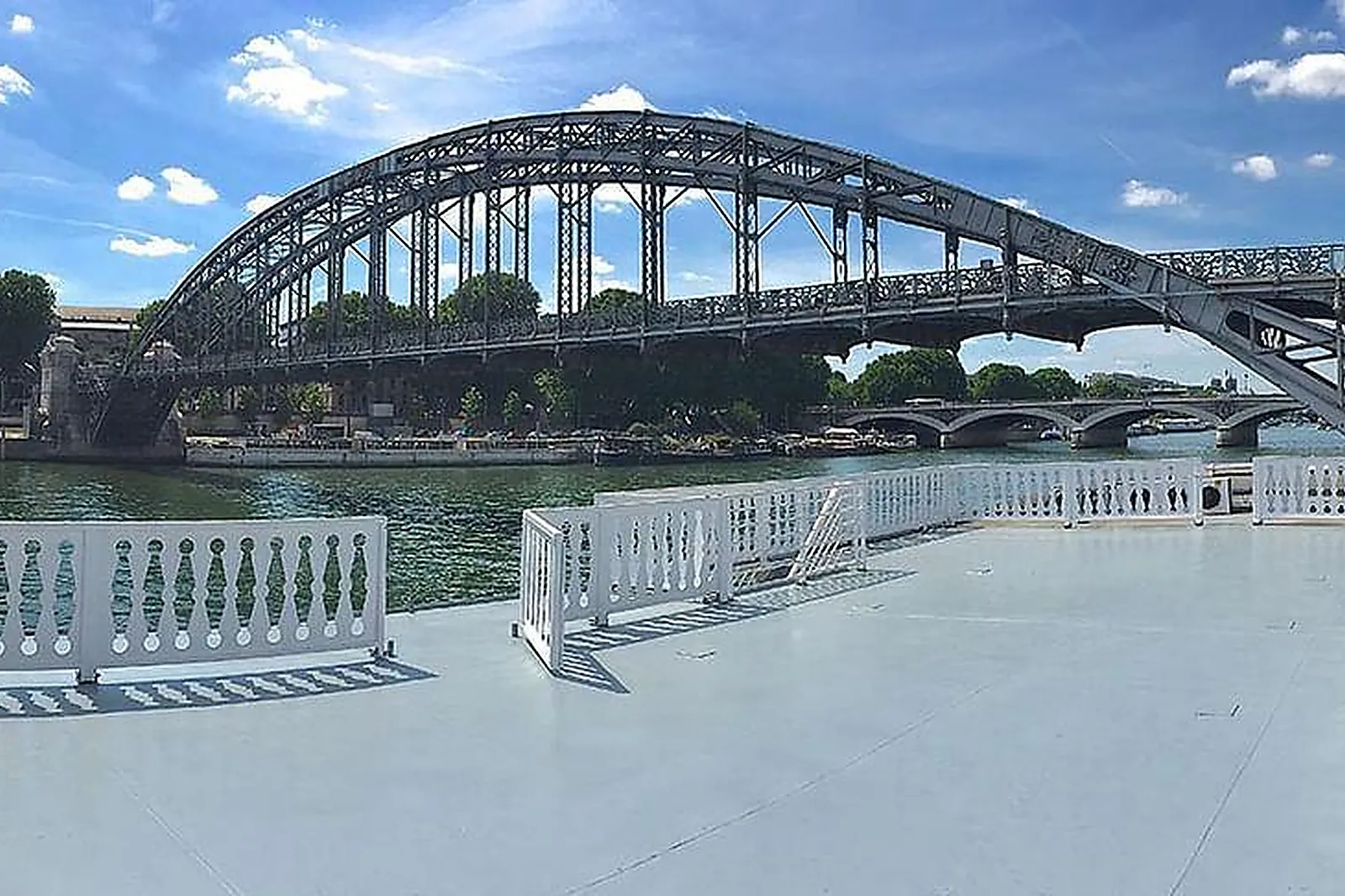 Lieux événementiels, BATEAU LOUISIANE BELLE