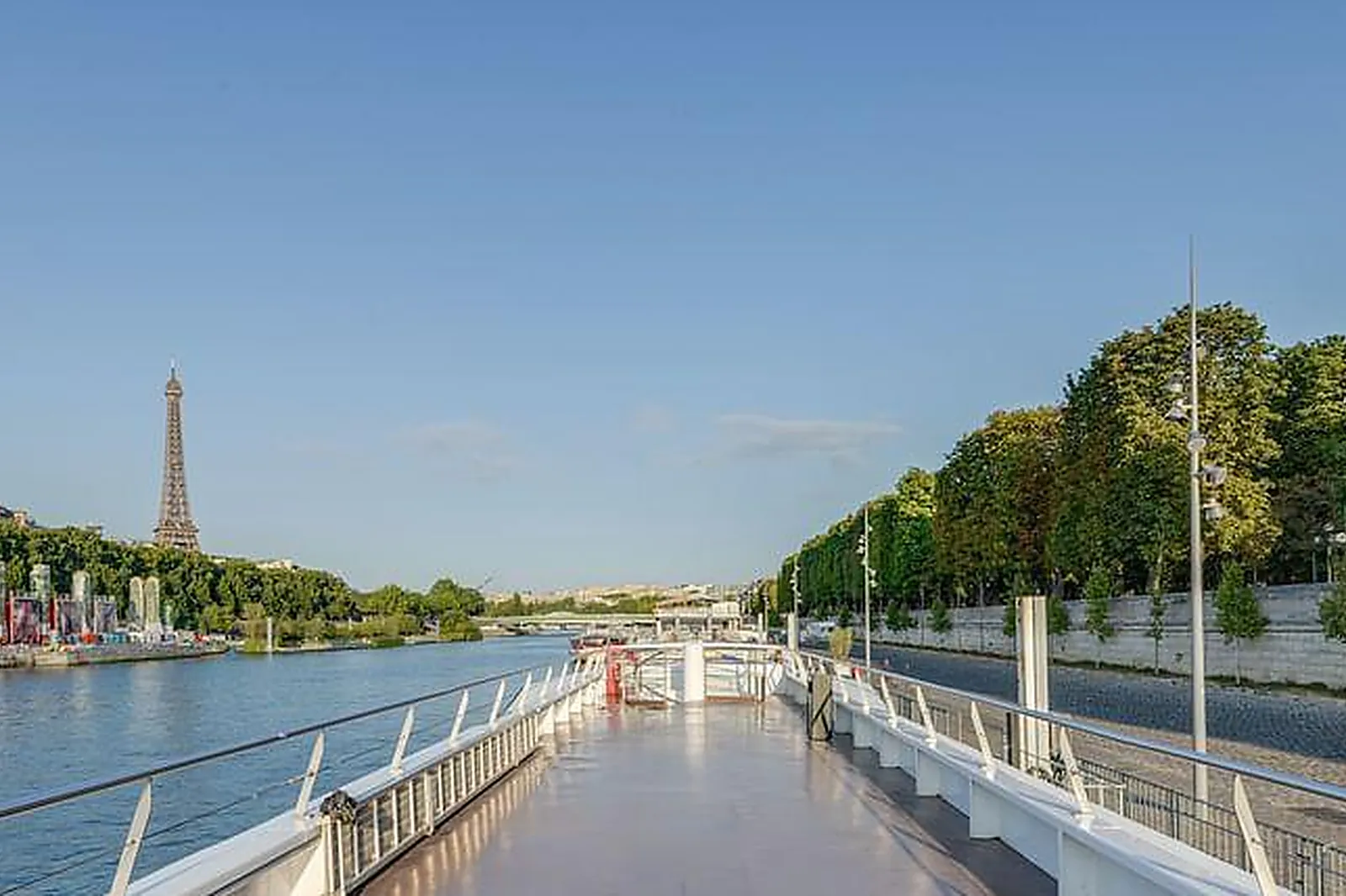 Lieux événementiels, BATEAUX-MOUCHES - LA PATACHE