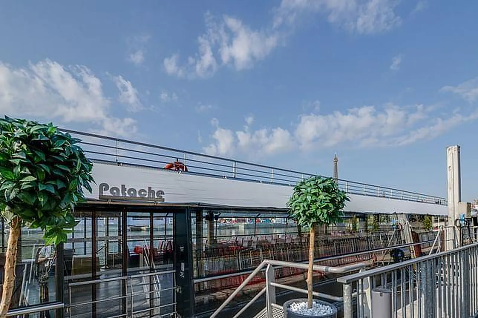 Lieux événementiels, BATEAUX-MOUCHES - LA PATACHE