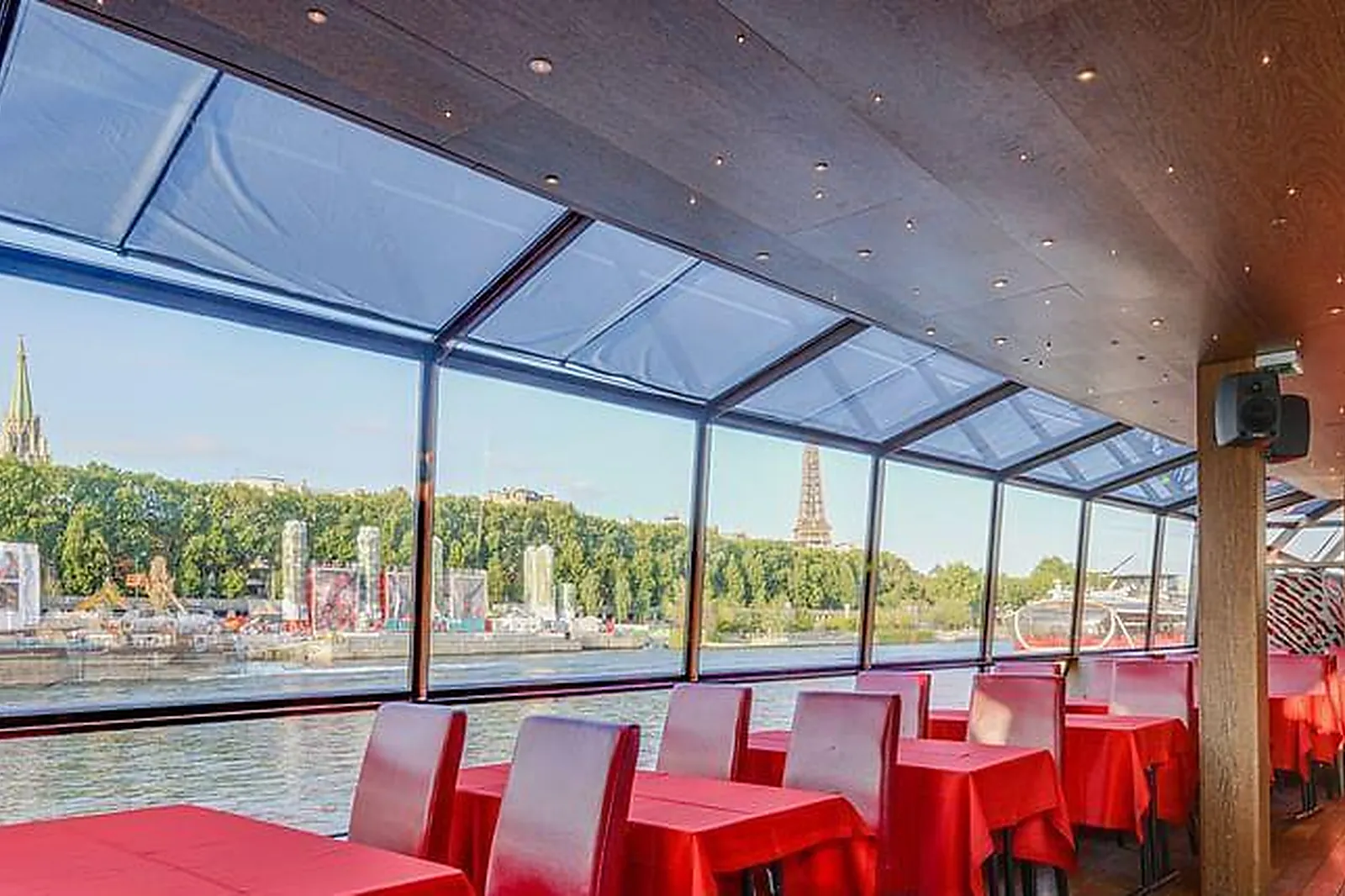 Lieux événementiels, BATEAUX-MOUCHES - LA PATACHE