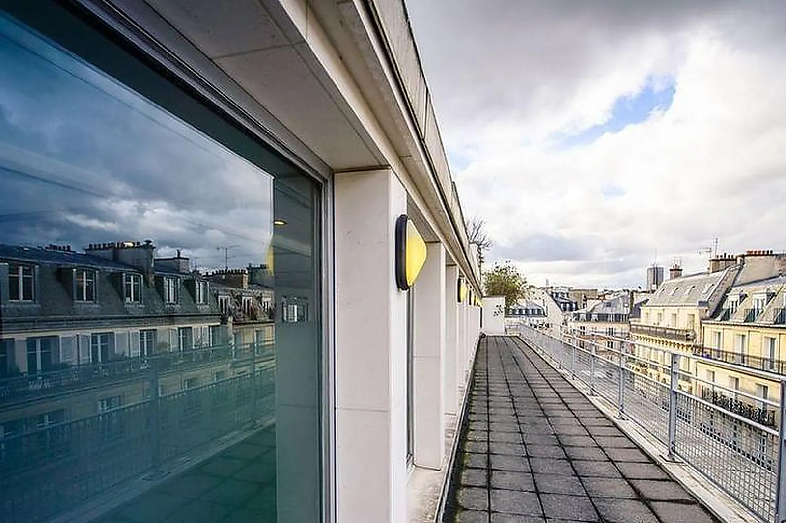 Lieux événementiels, BAYA AXESS WAGRAM