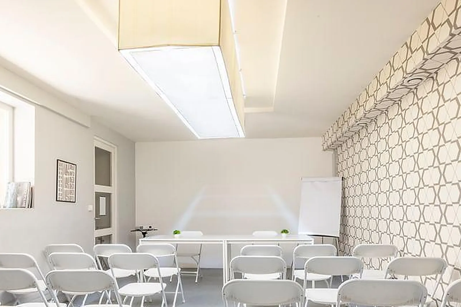 Lieux événementiels, BE COWORKING - LA JONQUIÈRE