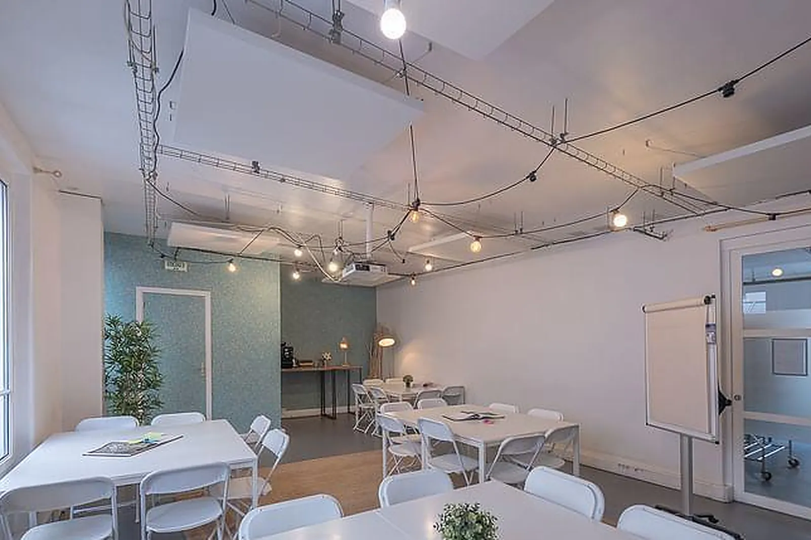 Lieux événementiels, BE COWORKING - LA JONQUIÈRE