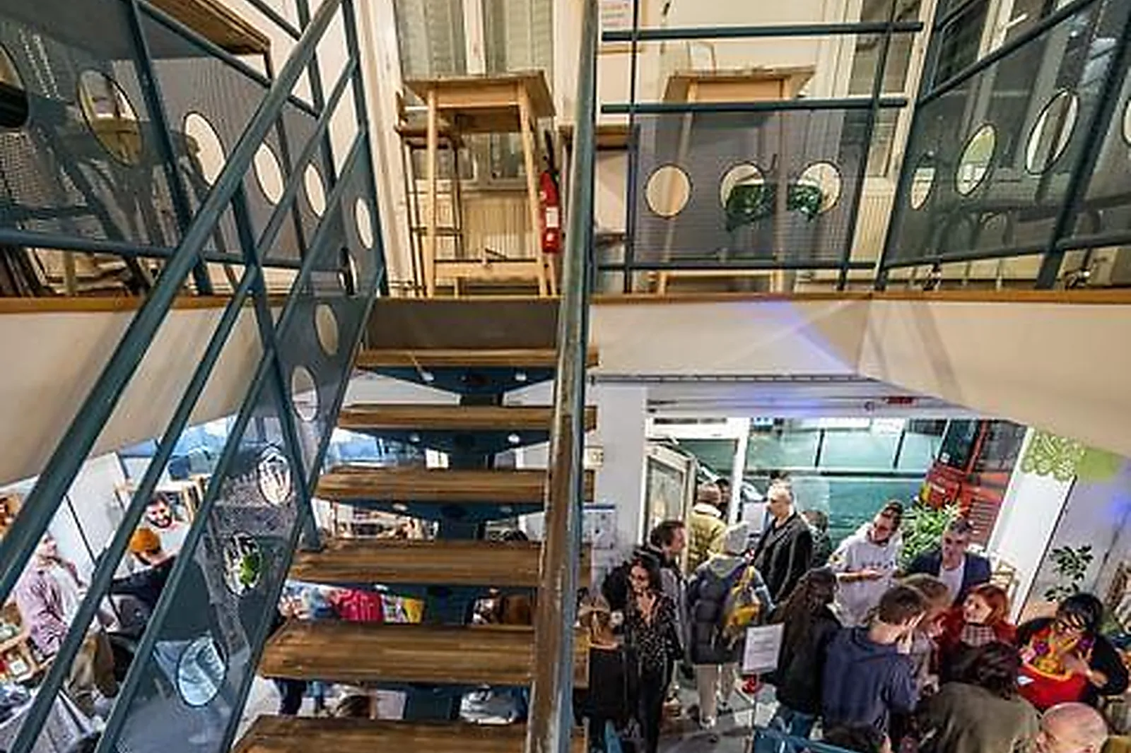 Lieux événementiels, BE COWORKING - LA JONQUIÈRE