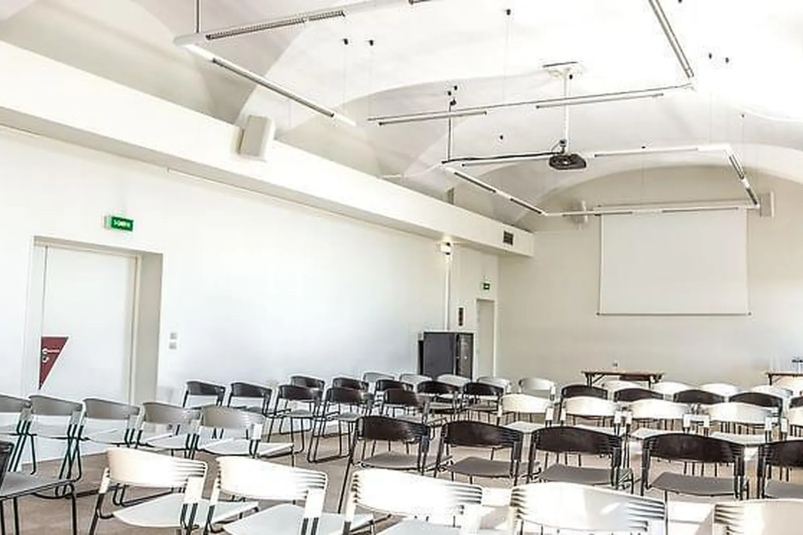 Lieux événementiels, BELAMBRA LYON ***