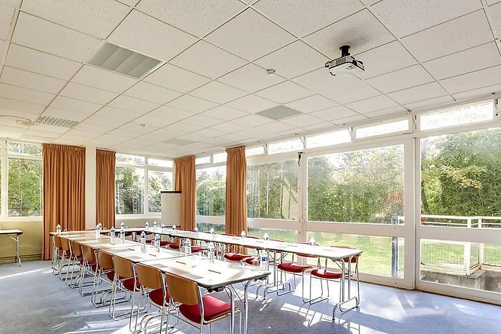 Lieux événementiels, BELAMBRA MEETINGS & EVENTS - DOMAINE DU NORMONT ***