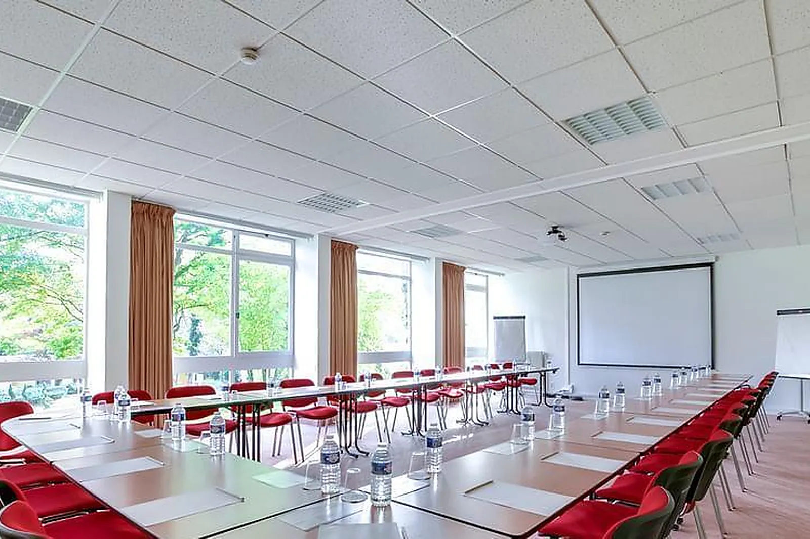 Lieux événementiels, BELAMBRA MEETINGS & EVENTS - DOMAINE DU NORMONT ***