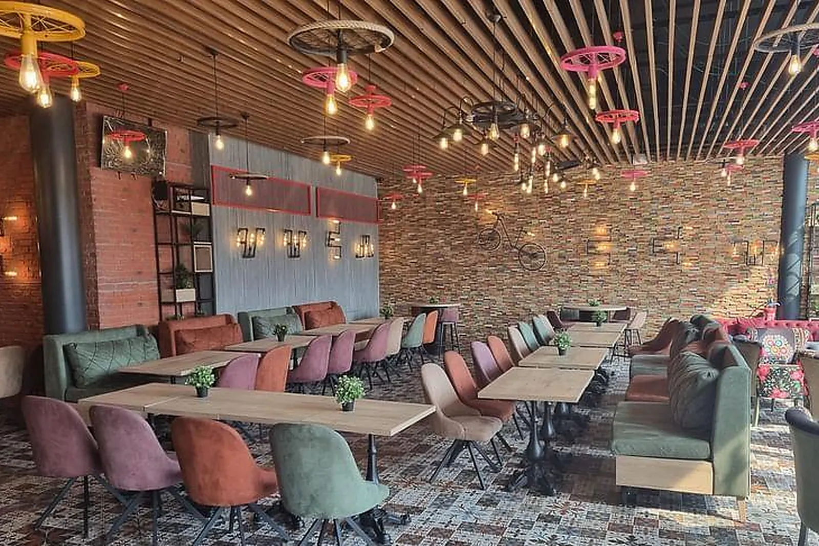 Lieux événementiels, PEUGEOT SONOMA