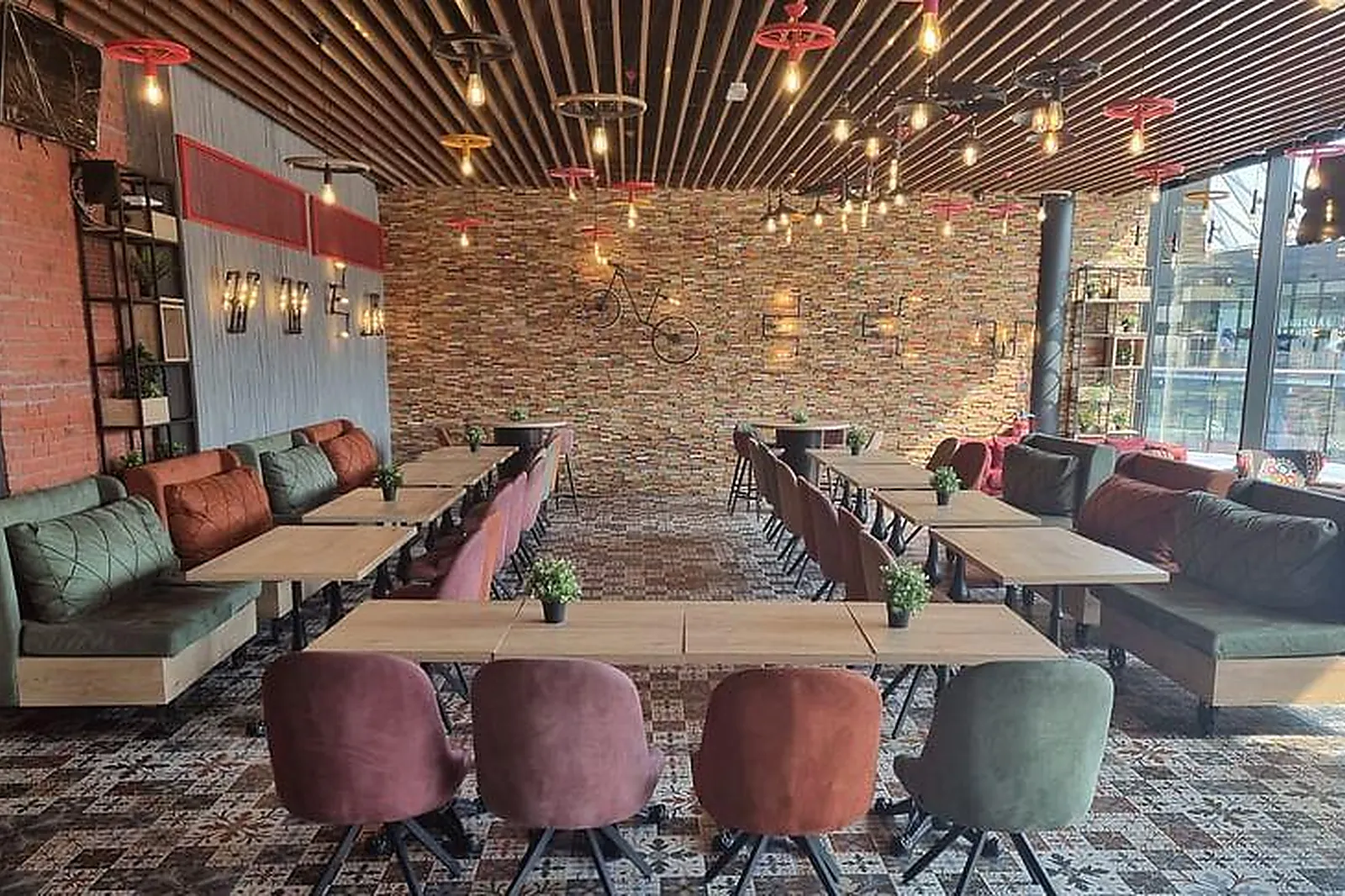 Lieux événementiels, PEUGEOT SONOMA