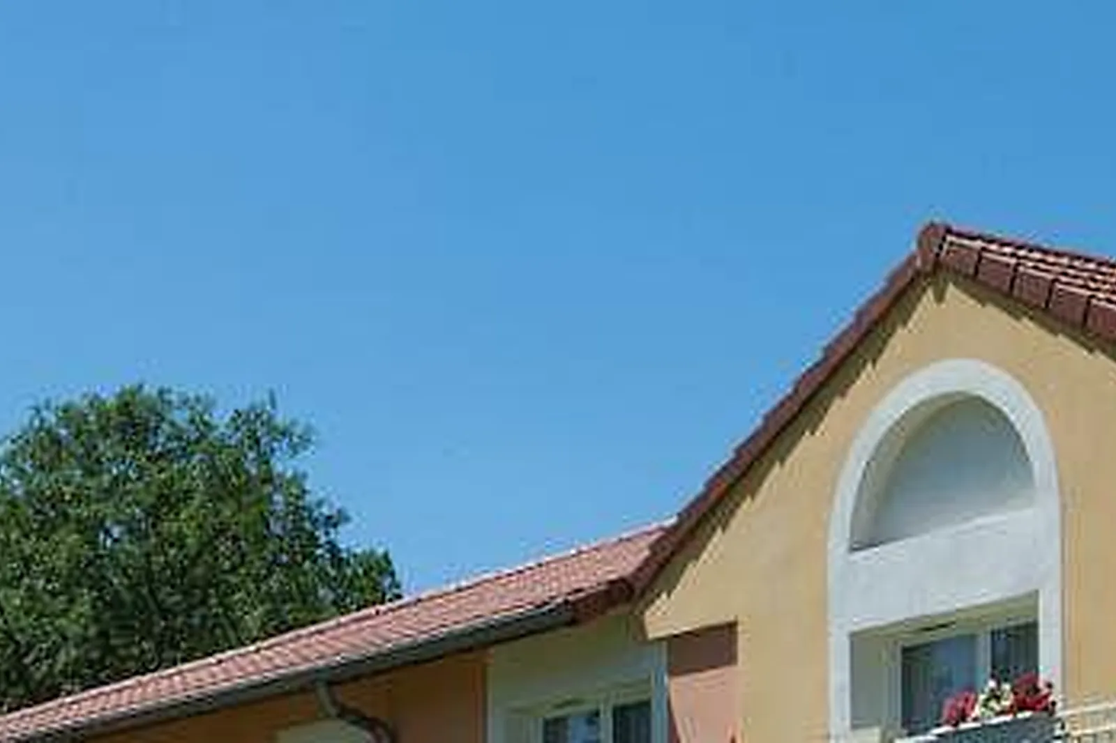 Lieux événementiels, BEST WESTERN GOLF D'ALBON ***