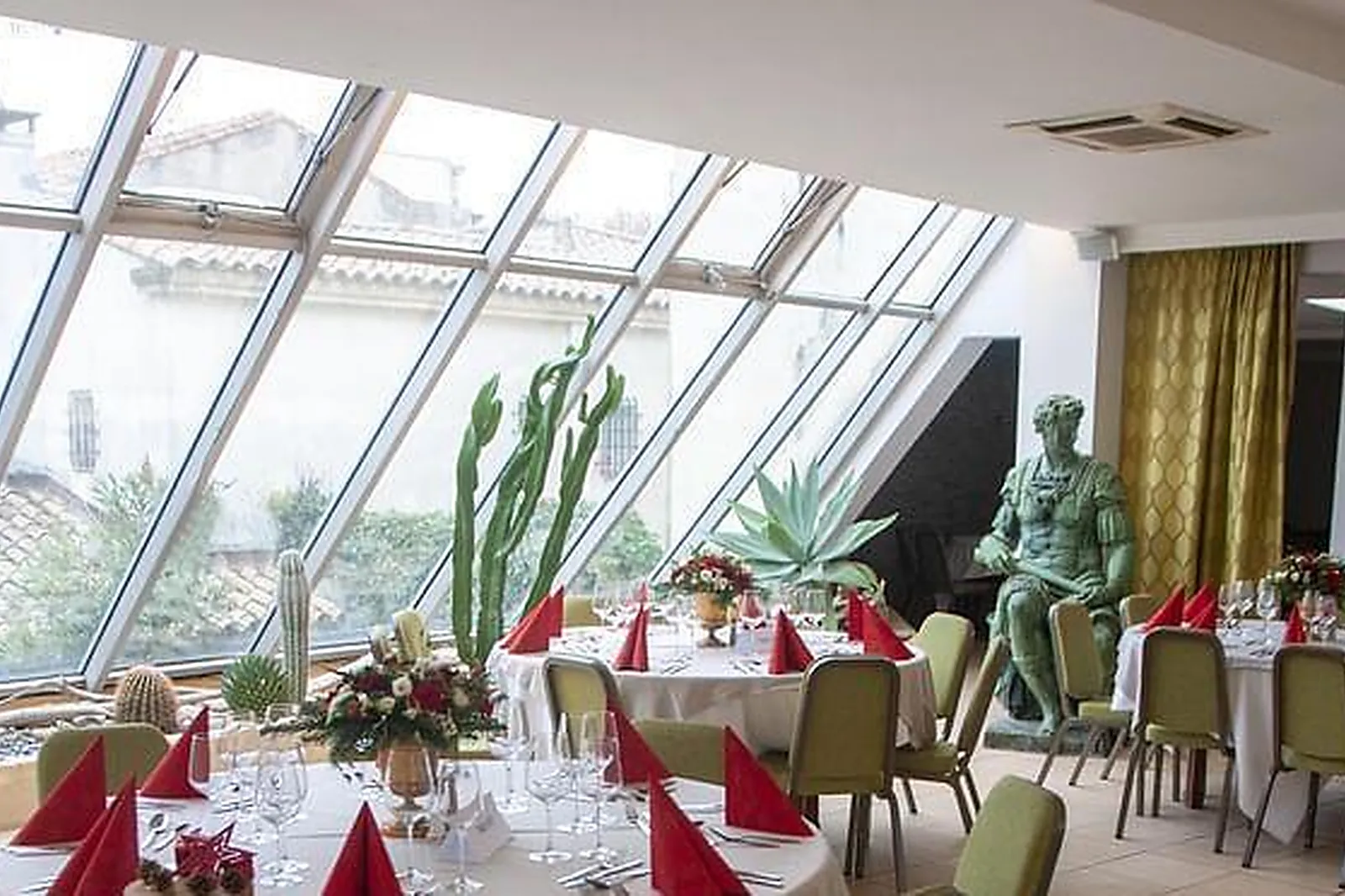 Lieux événementiels, BEST WESTERN HÔTEL ATRIUM ***