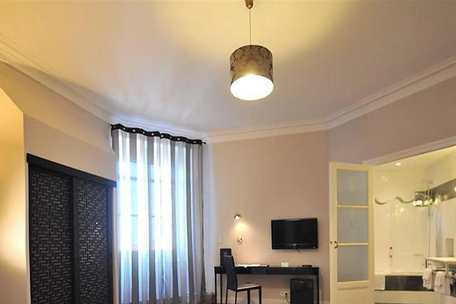 Lieux événementiels, MERCURE PARIS 17 BATIGNOLLES****