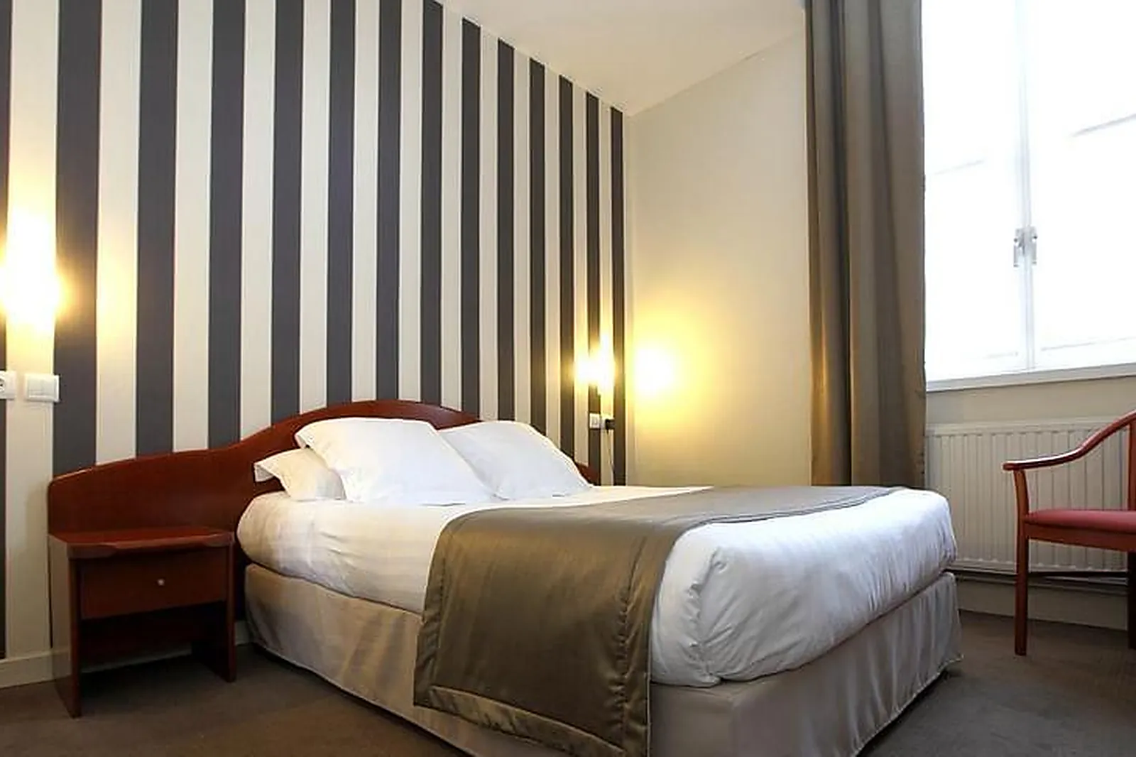 Lieux événementiels, RESTAURANT LE XIX