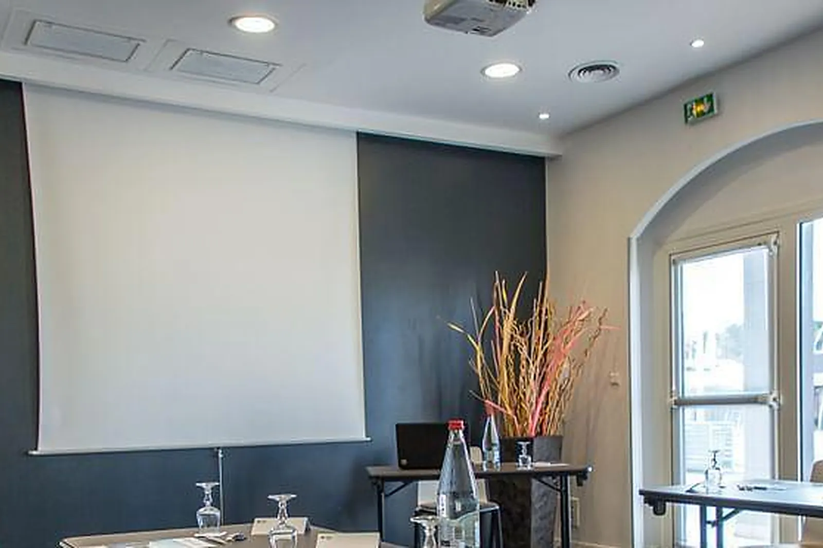 Lieux événementiels, BEST WESTERN HÔTEL LA MARINA ****