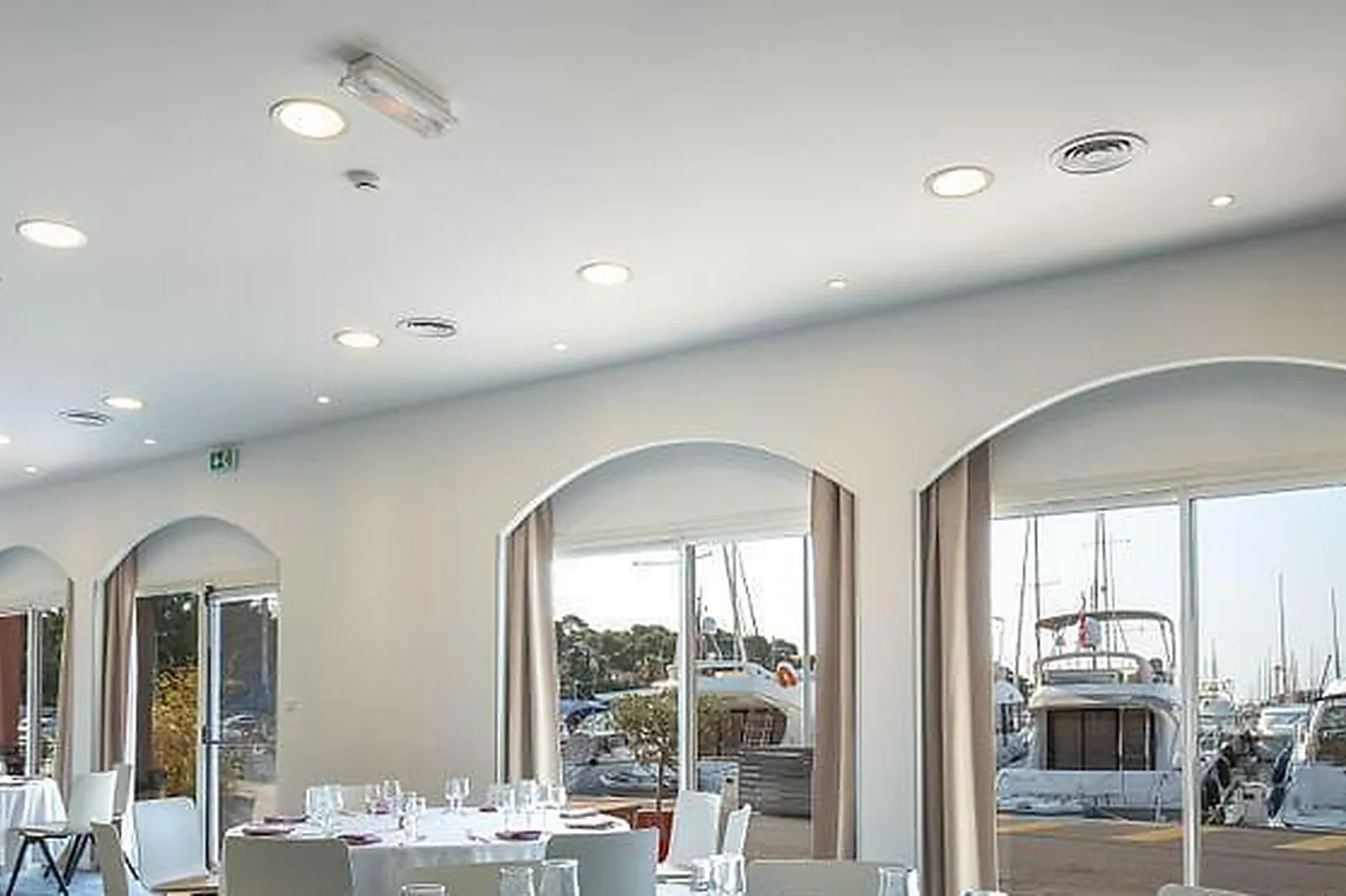 Lieux événementiels, BEST WESTERN HÔTEL LA MARINA ****