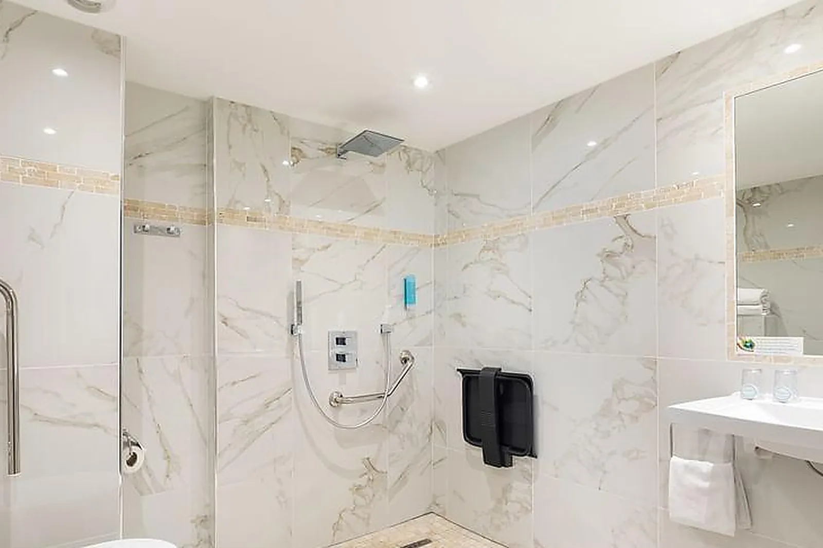 Lieux événementiels, BEST WESTERN HÔTEL LAKMI NICE