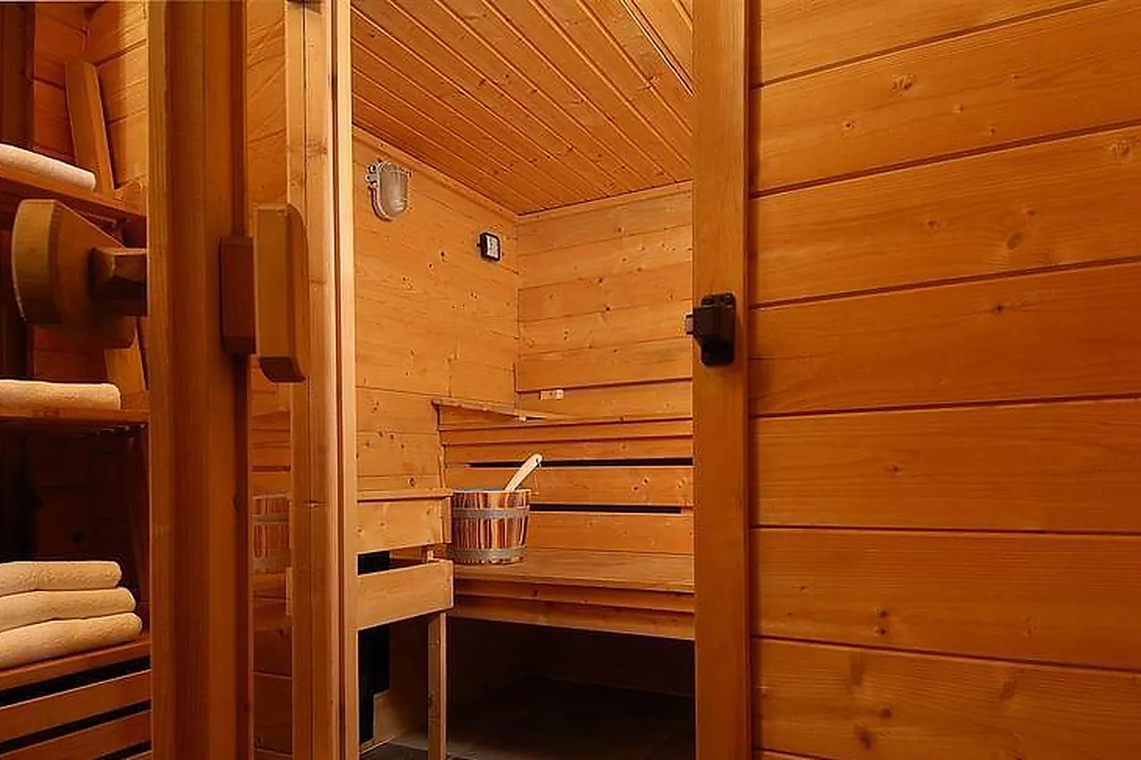 Lieux événementiels, BEST WESTERN L'ORANGERIE ***