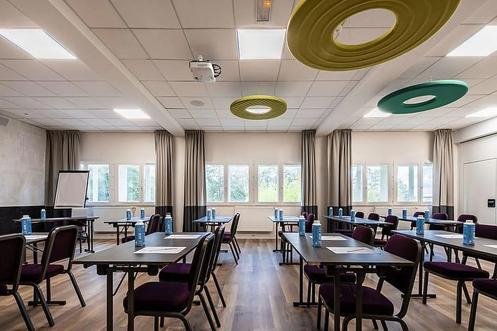 Lieux événementiels, BEST WESTERN L'ORÉE PARIS SUD ****