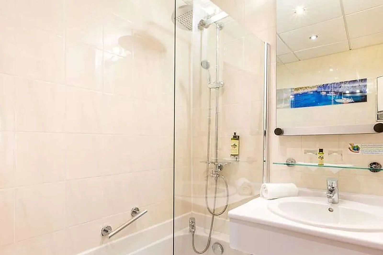 Lieux événementiels, BEST WESTERN LA RADE ***