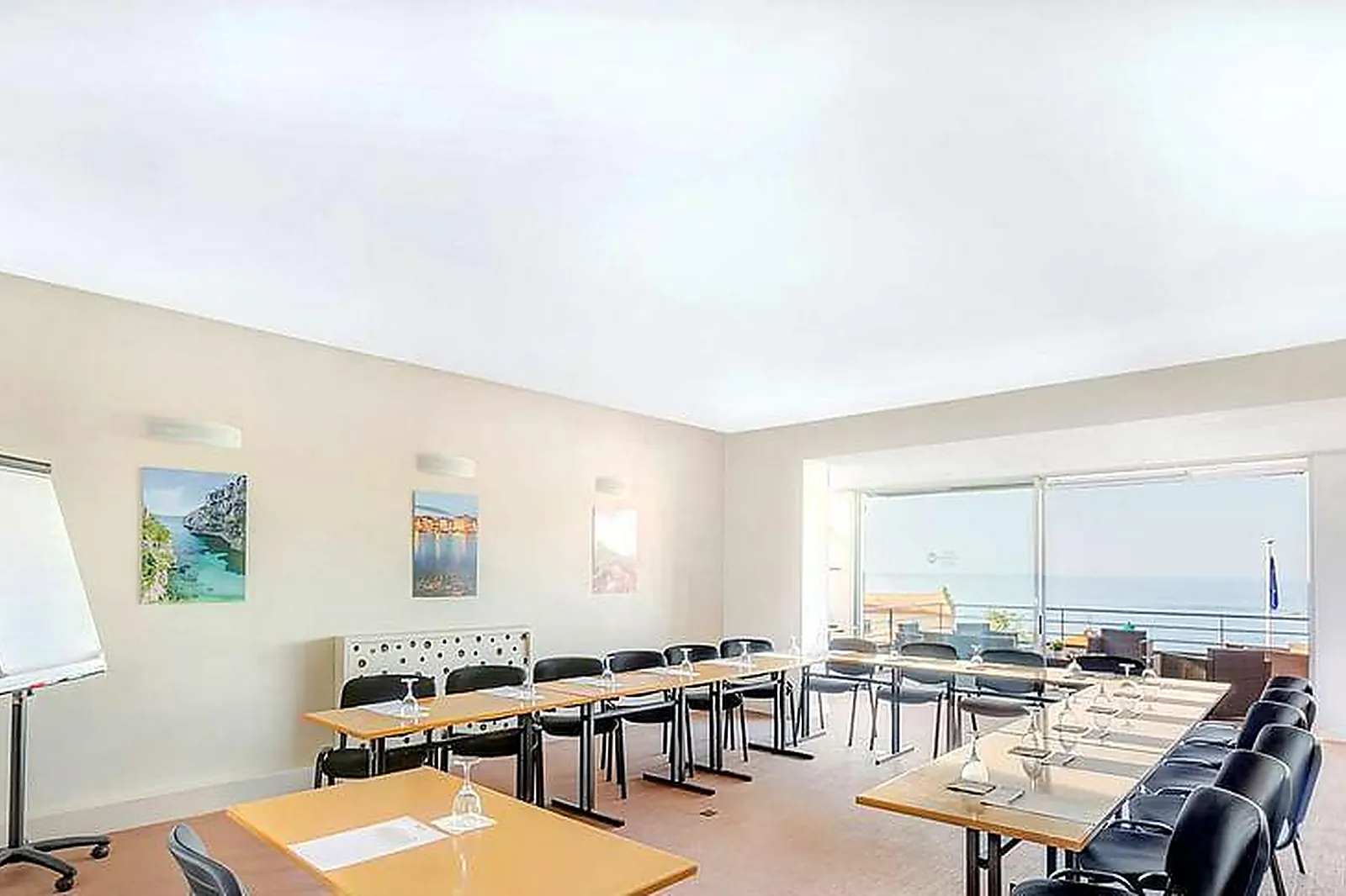 Lieux événementiels, BEST WESTERN LA RADE ***