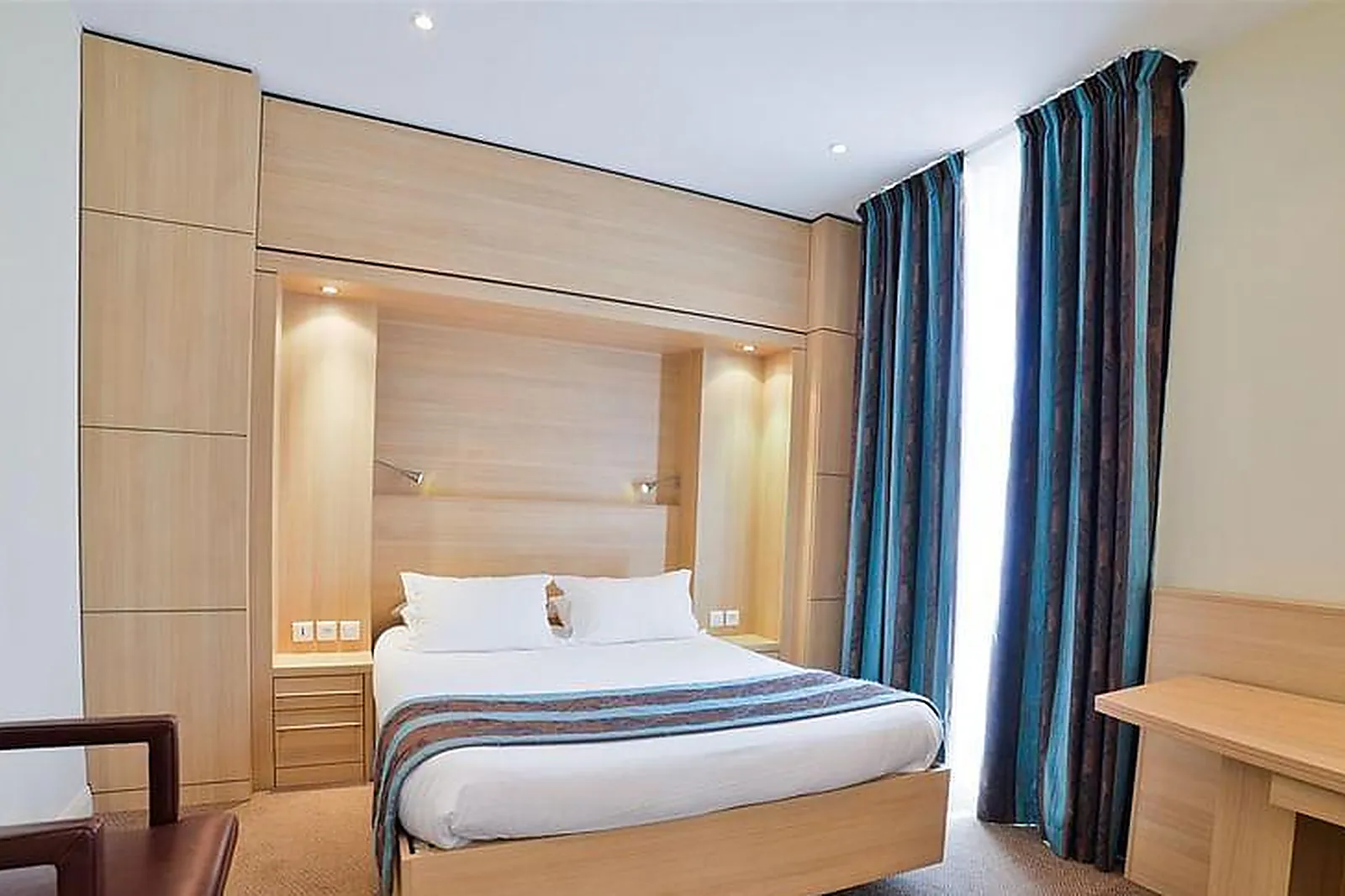 Lieux événementiels, BEST WESTERN LE GRAND HOTEL ****