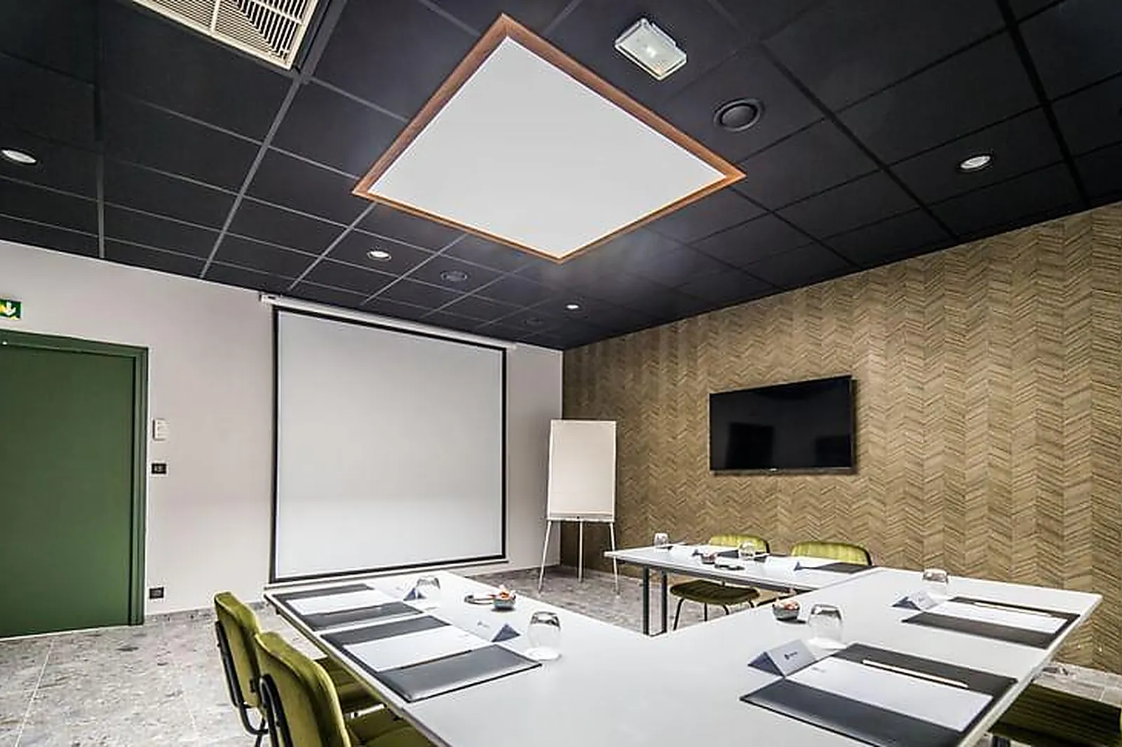 Lieux événementiels, BEST WESTERN LE RELAIS DU VIGNERON***