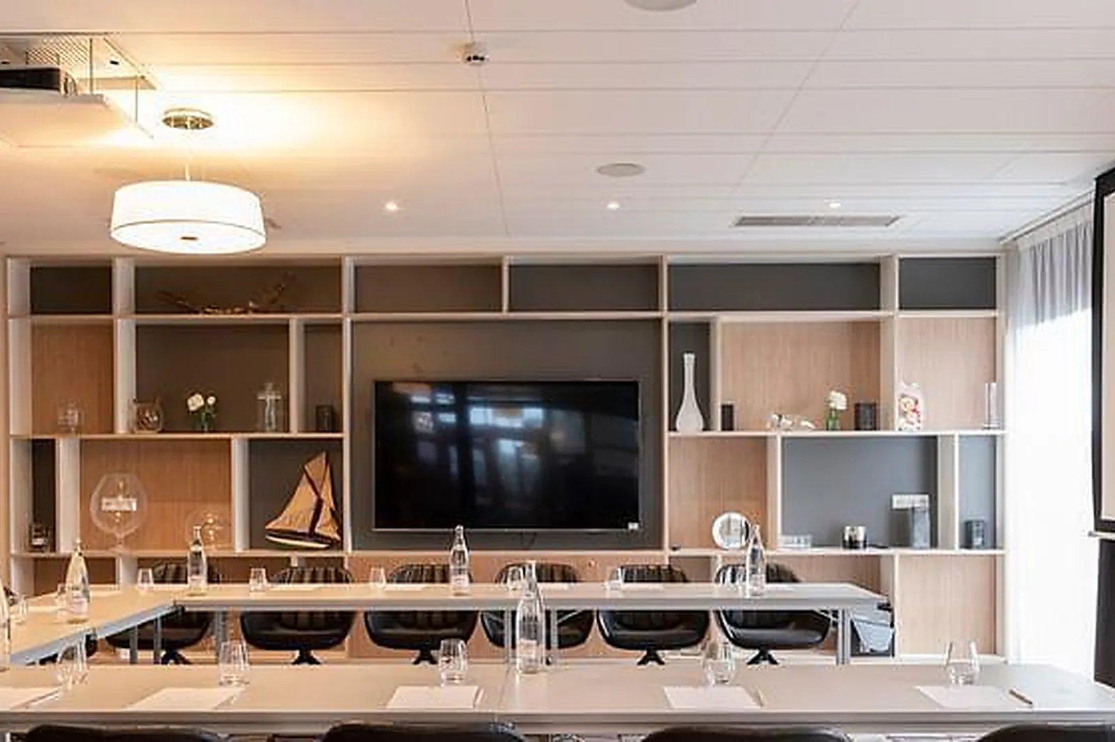 Lieux événementiels, LA MAISON LOUVECIENNES