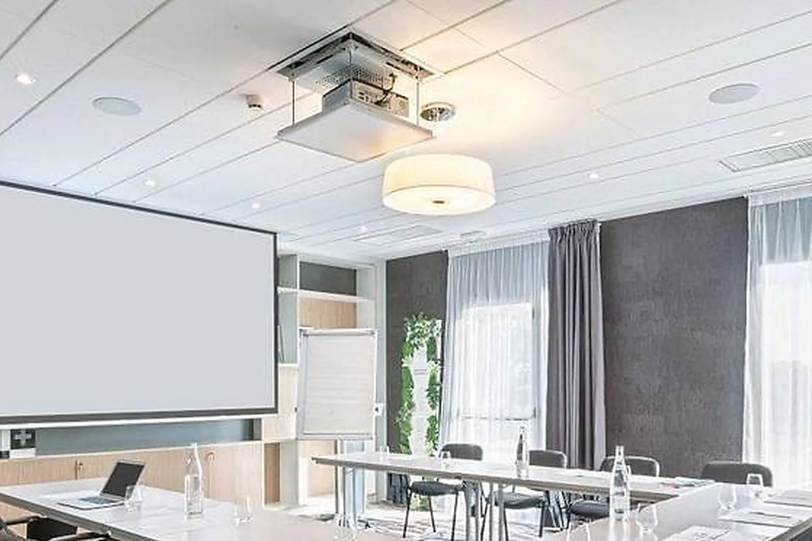 Lieux événementiels, LA MAISON LOUVECIENNES