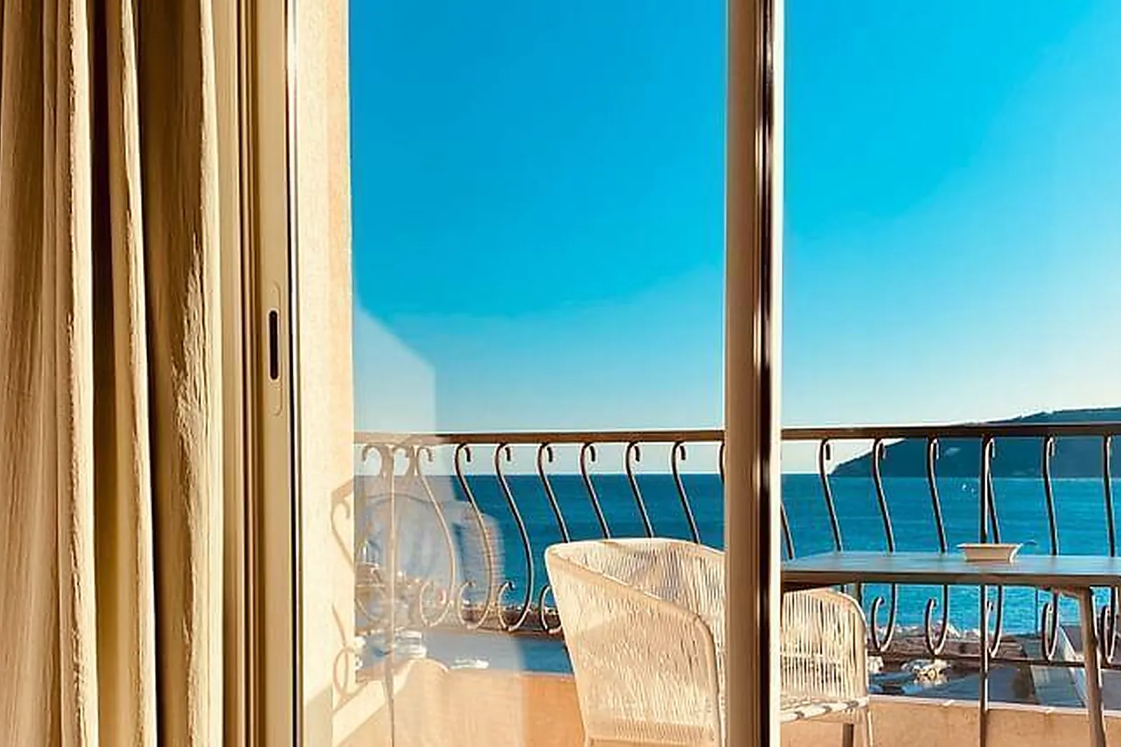 Lieux événementiels, CORLEONE PIZANÇON