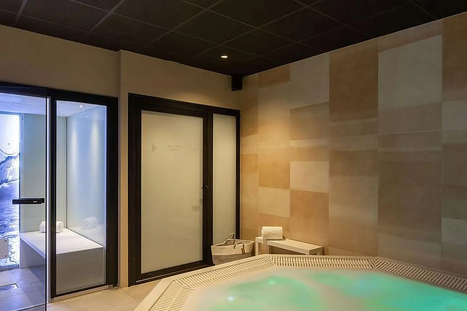 Lieux événementiels, BEST WESTERN PLUS HÔTEL LE CONQUERANT****