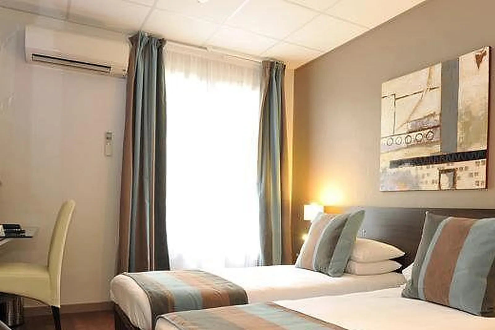 Lieux événementiels, ONE LOC