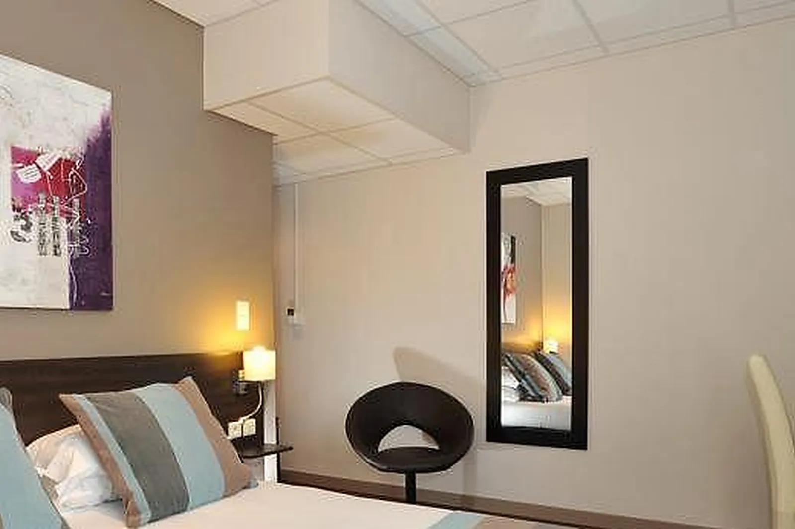 Lieux événementiels, ONE LOC