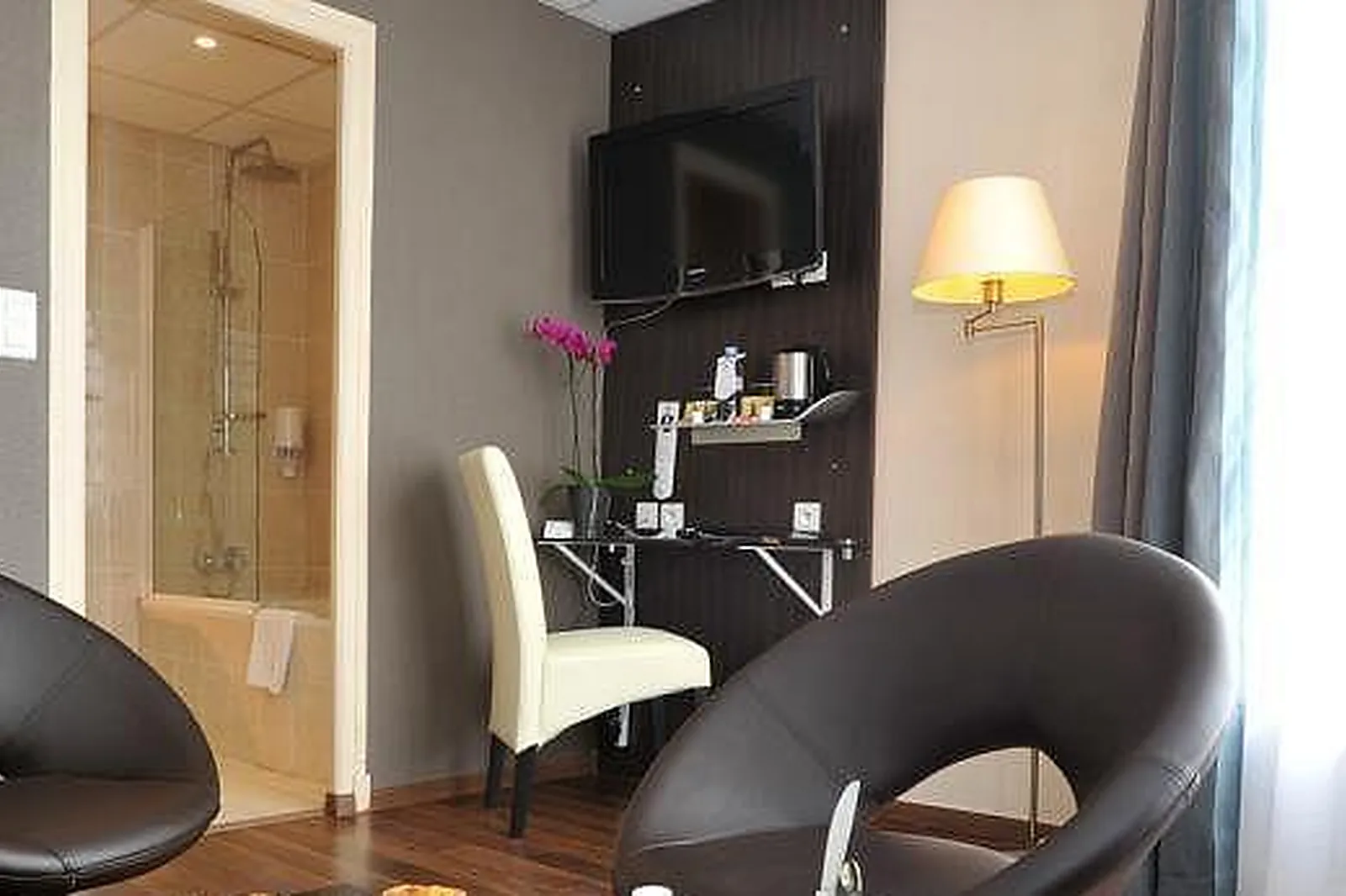 Lieux événementiels, ONE LOC