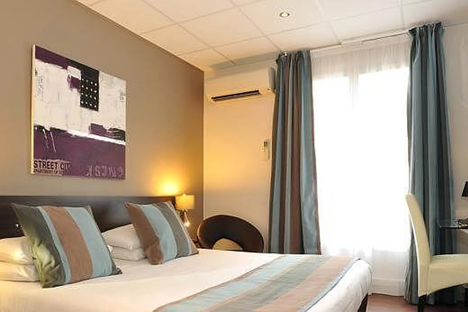 Lieux événementiels, ONE LOC