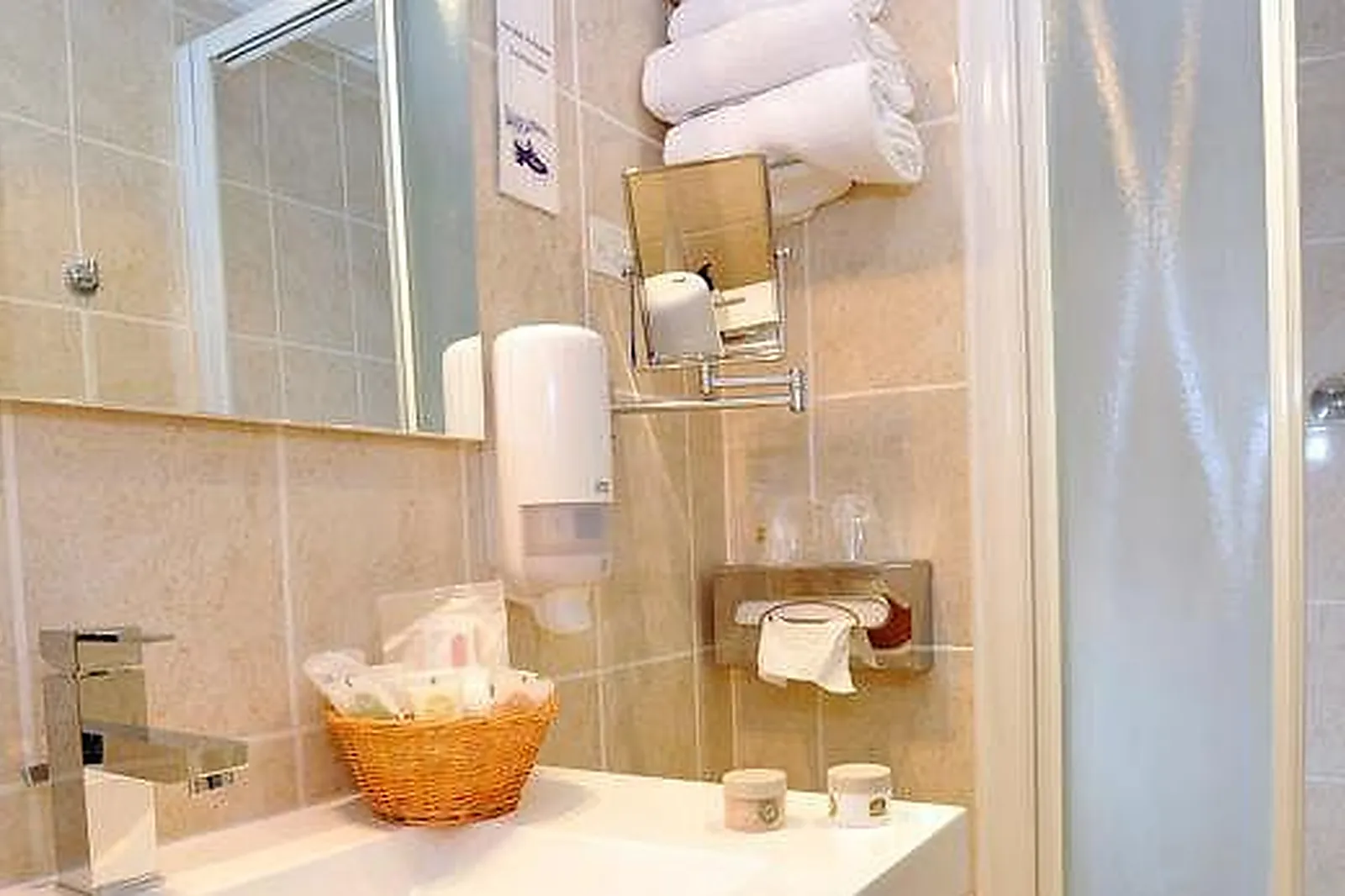 Lieux événementiels, ONE LOC