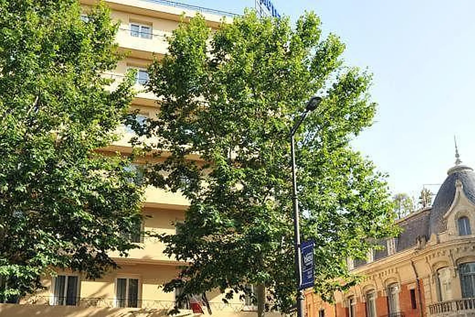 Lieux événementiels, ONE LOC