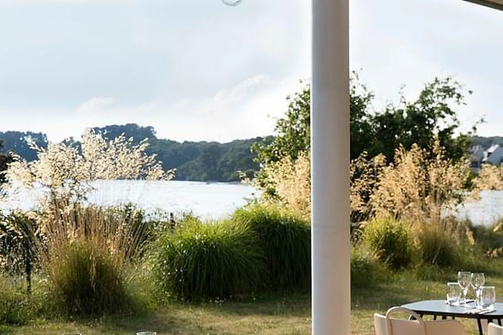 Lieux événementiels, CENTRE D'AFFAIRE ESPACE CHARBONNIERE